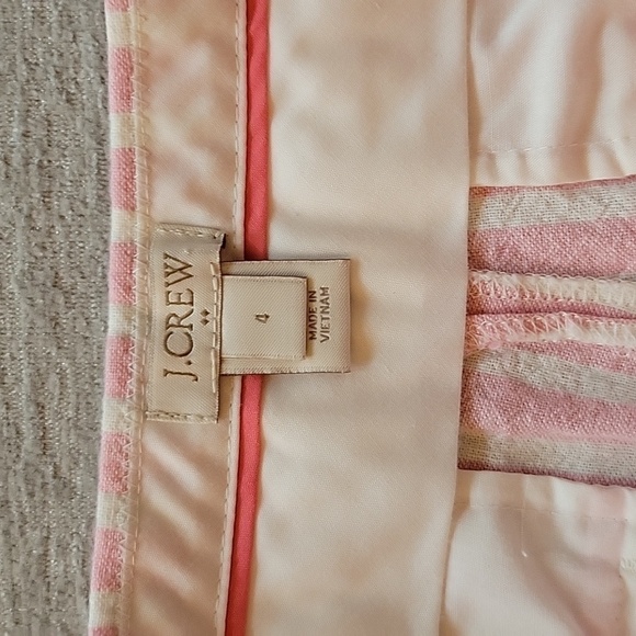 J.CREW pink and white striped shorts.  Cotton linen blend in size 4. - Picture 3 of 4